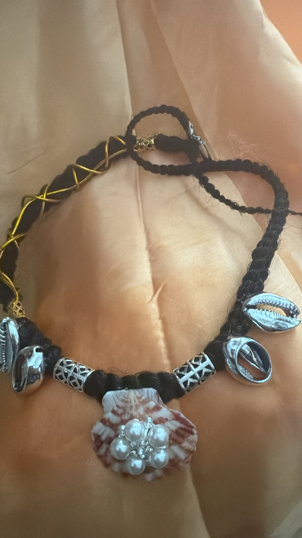 Anippe’s Golden Braidlet